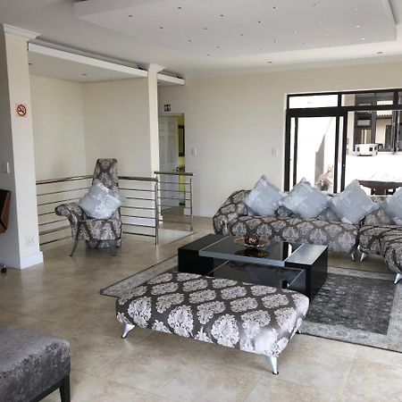 Coral Beach Bed & Breakfast East London Exterior foto